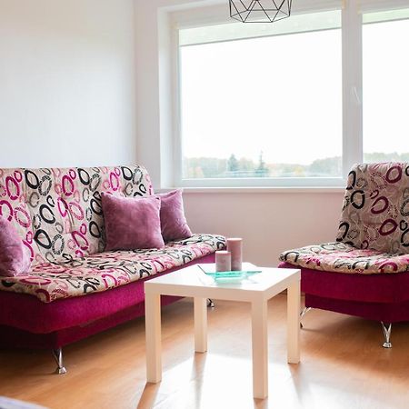 Centro Apartamentai Naujoji Akmene Buitenkant foto